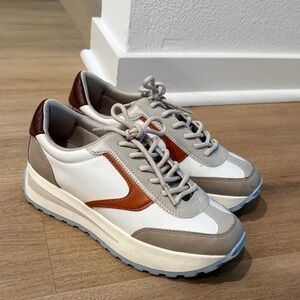 Wild Fable White and Brown Sneakers